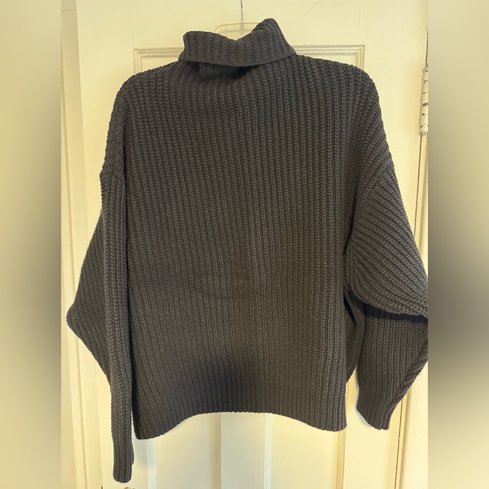 Women’s Free People Turtleneck Sweater Size S
